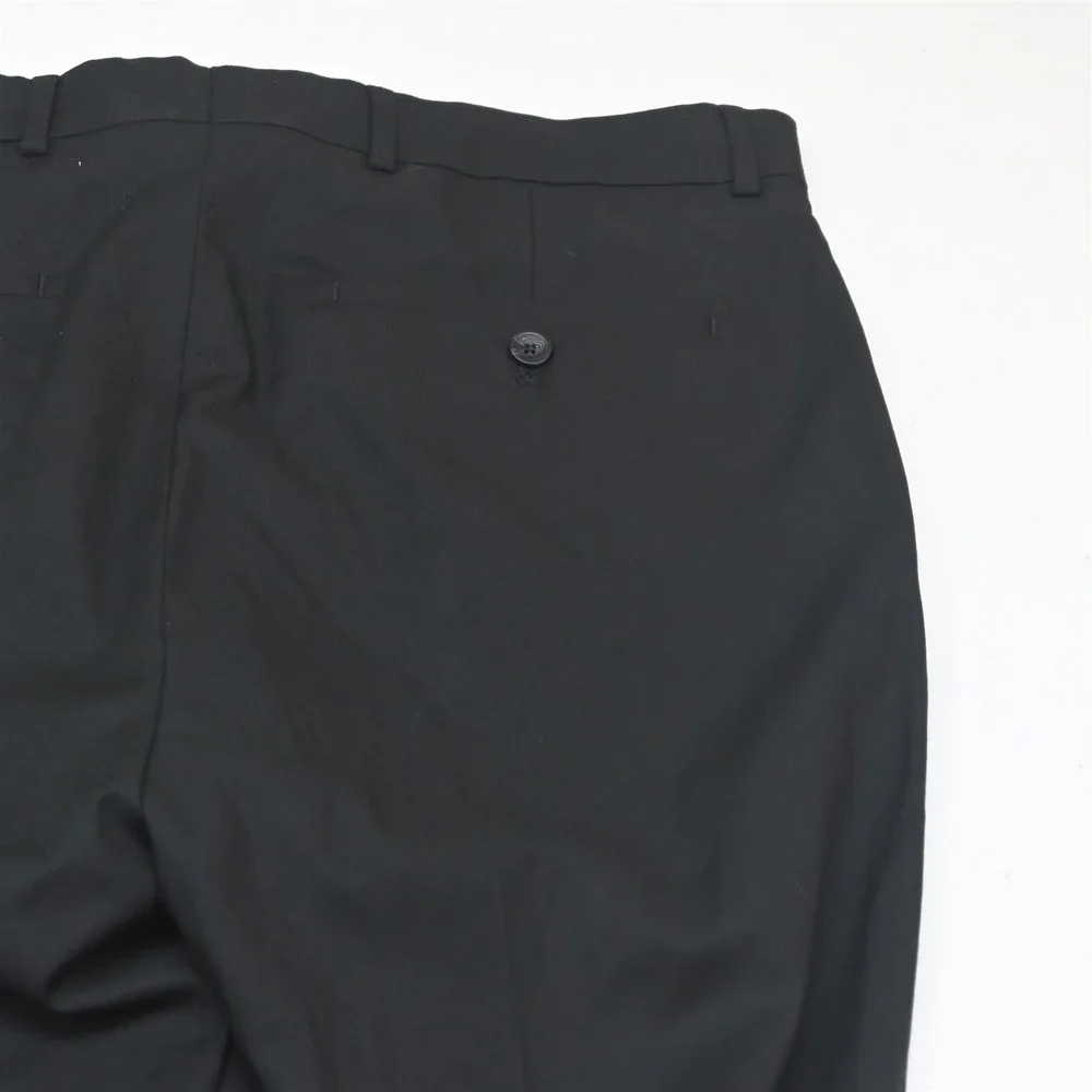 Kenneth Cole Reaction 42R 36x34 Black Technicole Soft Shoulder Mens Suit